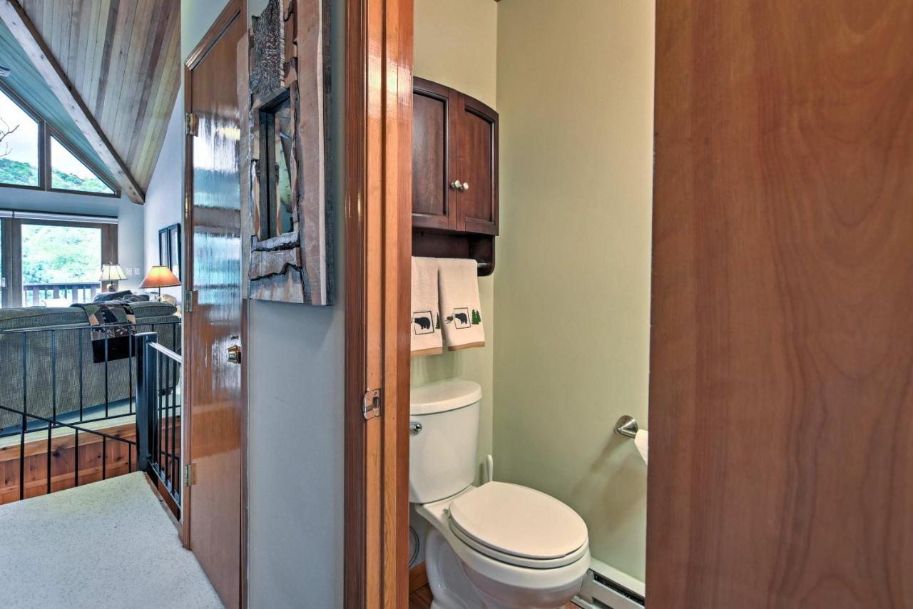 Beech Mountain Condo With Balcony, Walk To Resort! Exteriör bild